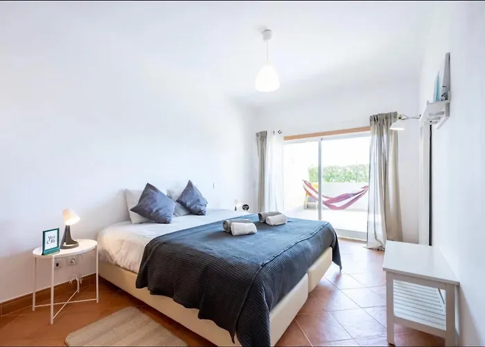 Casa Claudia - Cond Do Mar 아파트 라고스
